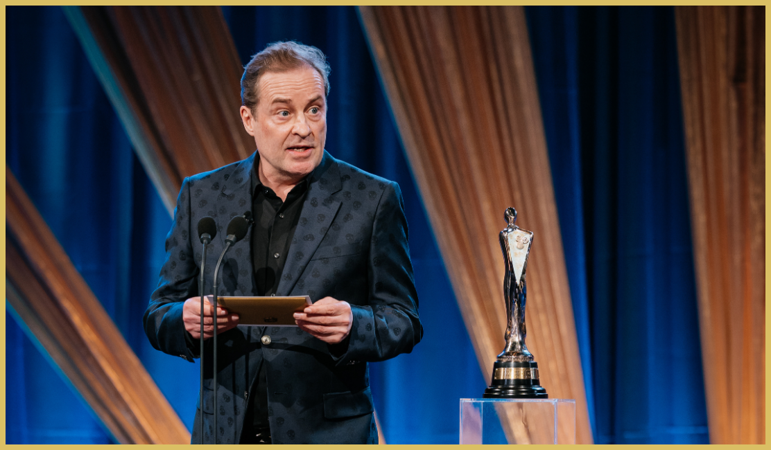 Maggie O’Farrell & Chloé Zhao 'Hamnet' Winner Best Script Film 